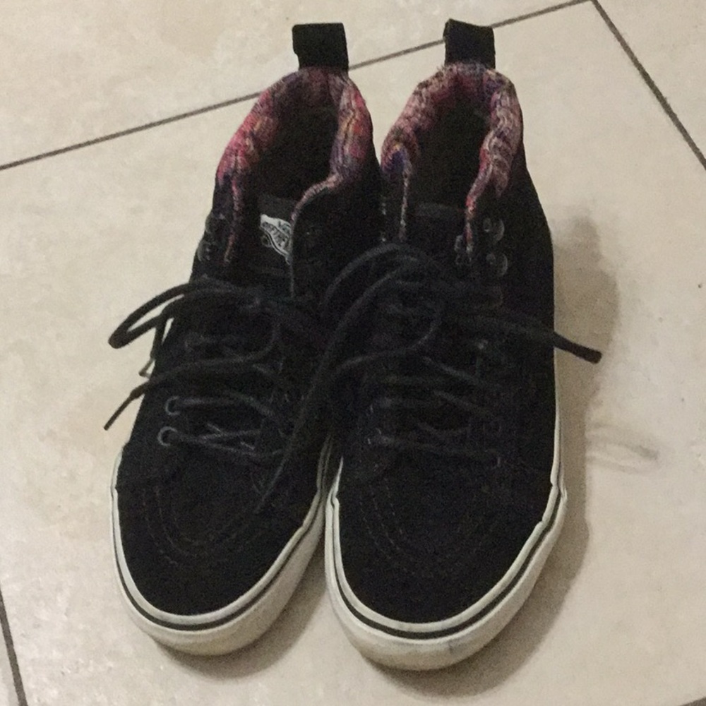 VANS High Top Sneakers